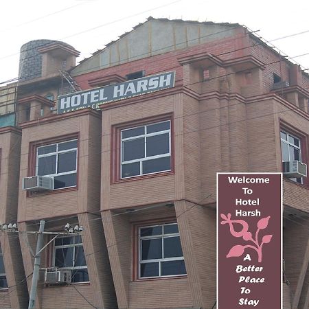 Harsh Hotel Suratgarh Bagian luar foto