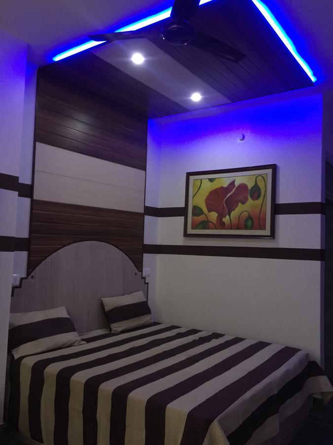 Harsh Hotel Suratgarh Bagian luar foto